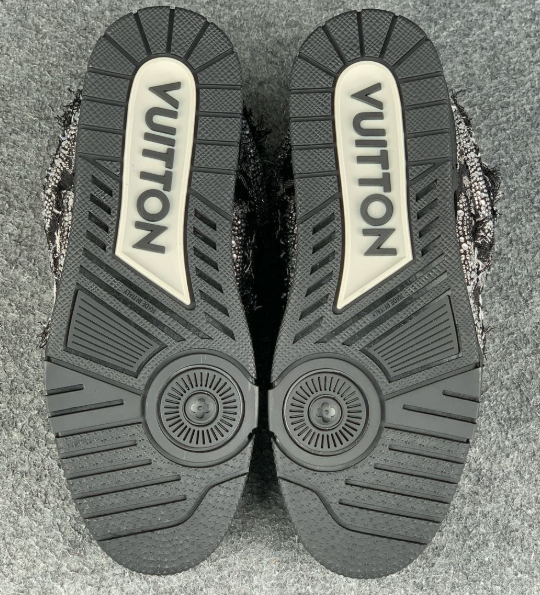 Louis Vuitton LV Skate Sneaker ‘Black Swarovski Monogram’
