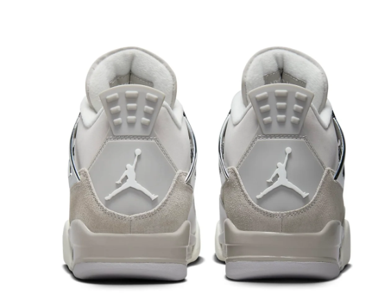 Air Jordan 4 Retro 'Frozen Moments' – Women's Sneaker (AQ9129-001)