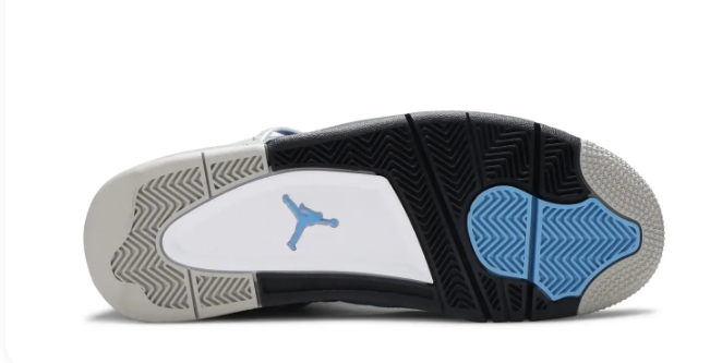 Air Jordan 4 Retro 'University Blue' Sneaker