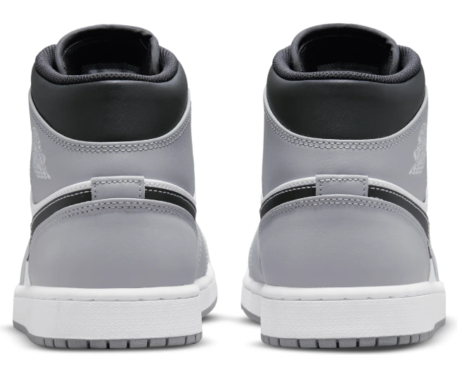 Air Jordan 1 Mid 'Light Smoke Grey' Sneaker – 554724-078