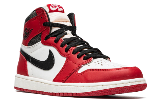 Air Jordan 1 Retro High OG 'Chicago Lost and Found' Sneaker – DZ5485-612